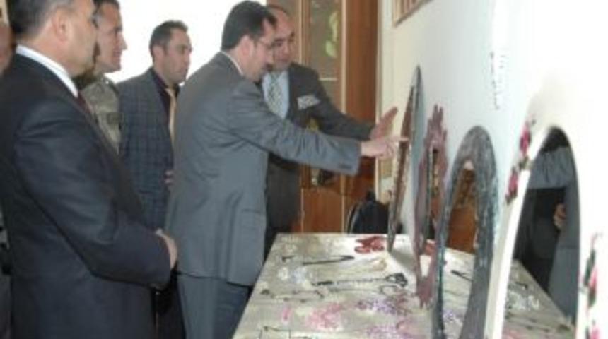 Beyazay Derneği&rsquo;nden &Ouml;zel Sergi