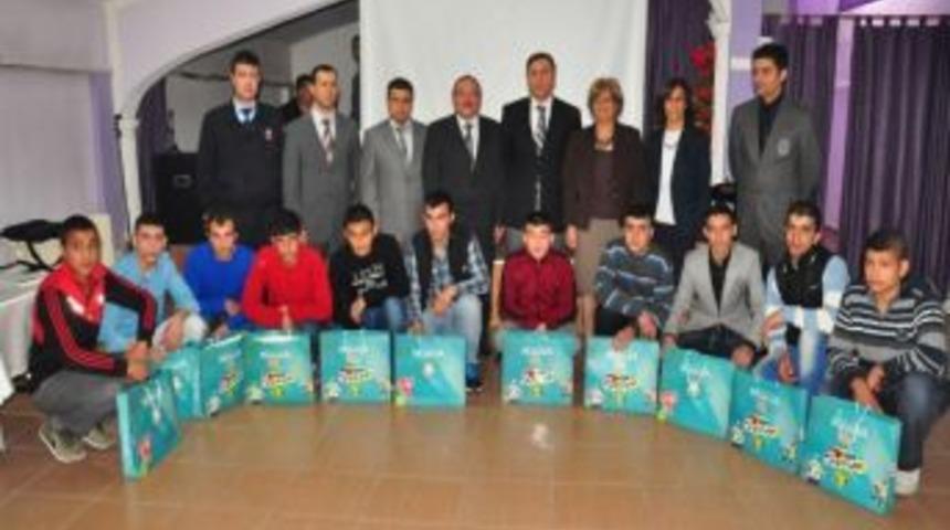 Manisa E Tipi Kapalı Cezaevinde 23 Nisan Kutlaması