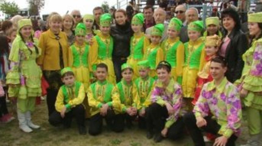 Tataristan&rsquo;lı &Ouml;ğrenciler Filyos&rsquo;ta G&ouml;steri Yaptı