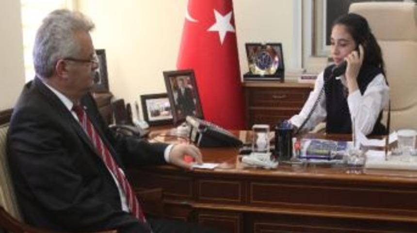 &Ccedil;ankırı'da Minik Vali Talimat Yağdırdı