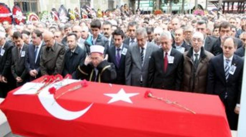 Eski Milletvekili Kılı&ccedil;, Toprağa Verildi