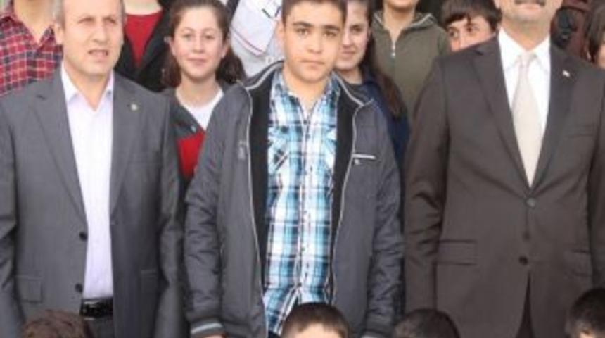 İstanbul'da Ki 23 Nisan Kutlama Etkinliklerine Bayburt'dan Rahman Kardeş Katılacak
