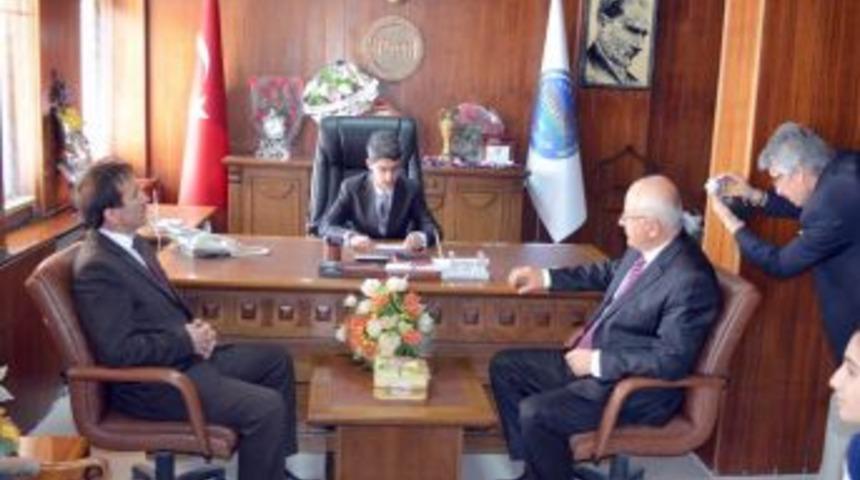23 Nisan'da Il&ccedil;e Protokol&uuml; Makamlarını &Ccedil;ocuklara Devretti
