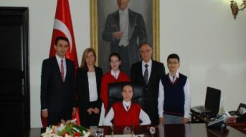 Bolu&rsquo;da Yeni Vali Koltuğa Oturdu