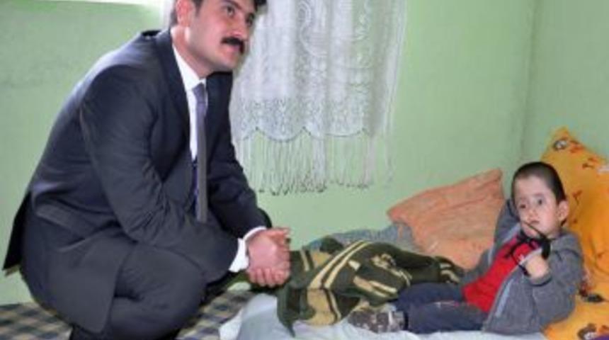 Korkut Kaymakamı Engelli Ve Yatalak Hastası Olan Aileleri Ziyaret Etti