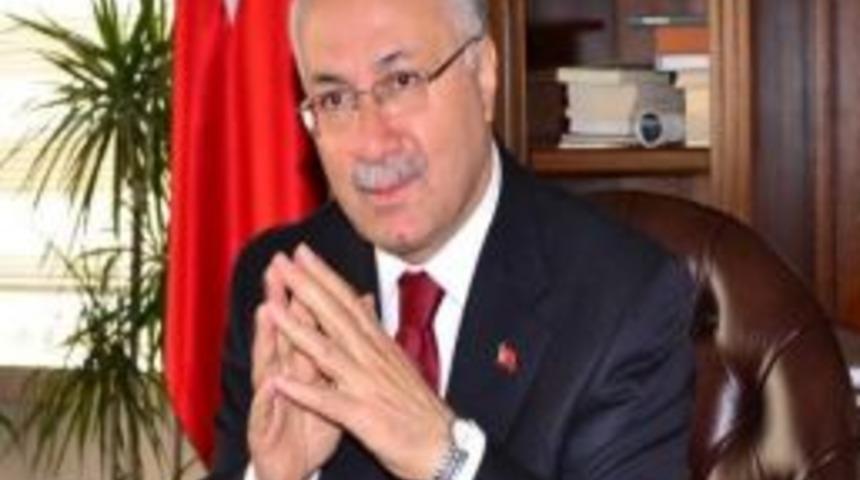 Vali Daş&ouml;z&rsquo;den 23 Nisan Mesajı