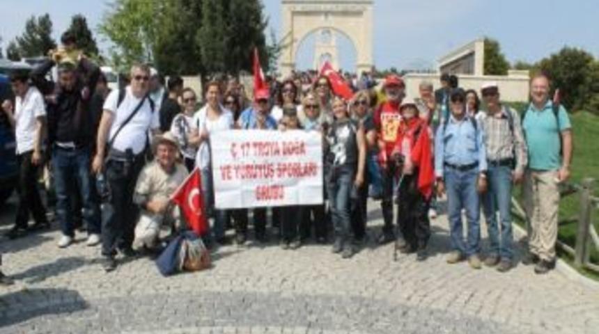 Doğaseverler 57.alaya Şehitliği&rsquo;ne Y&uuml;r&uuml;d&uuml;