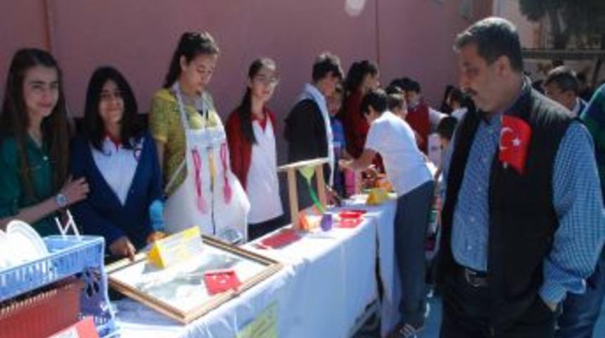 İskenderun'da Coşkulu 23 Nisan Kutlaması