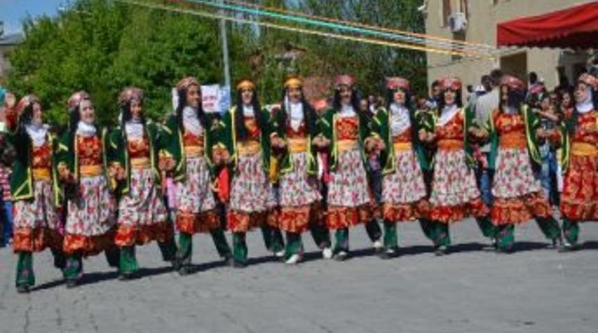 23 Nisan Ulusal Egemenlik Ve &Ccedil;ocuk Bayramı