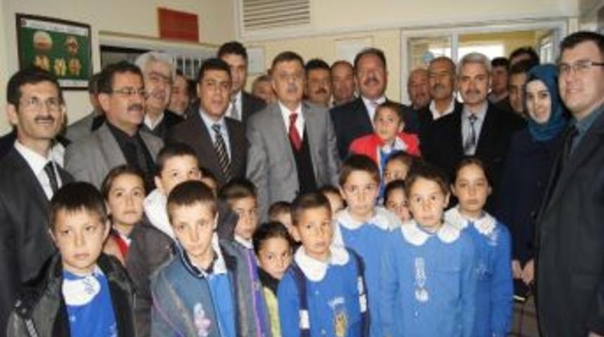 Pakdil'in 23 Nisan Mesajı