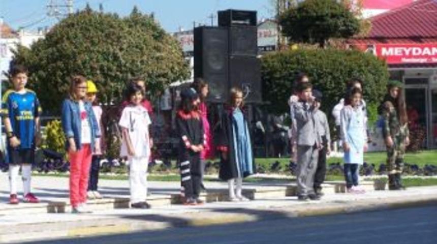 Korkuteli&rsquo;de 23 Nisan Ulusal Egemenlik Ve &Ccedil;ocuk Bayramı Kutlamaları