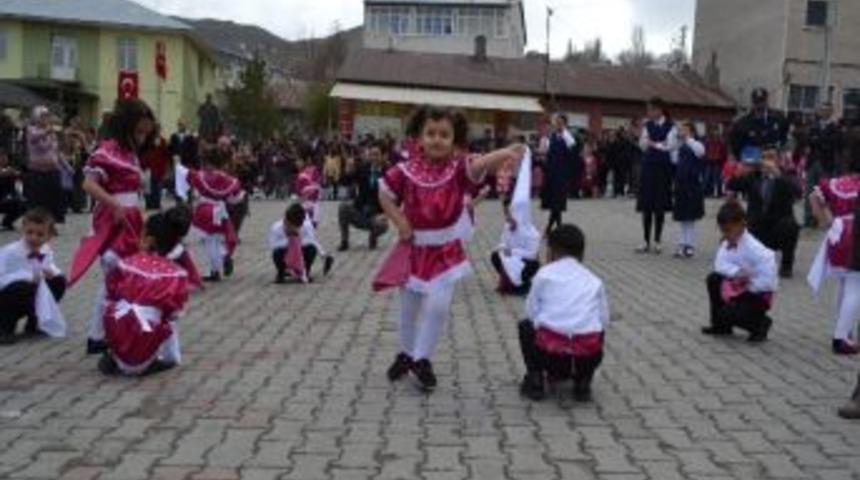 Şenkaya'da 23 Nisan Coşkusu