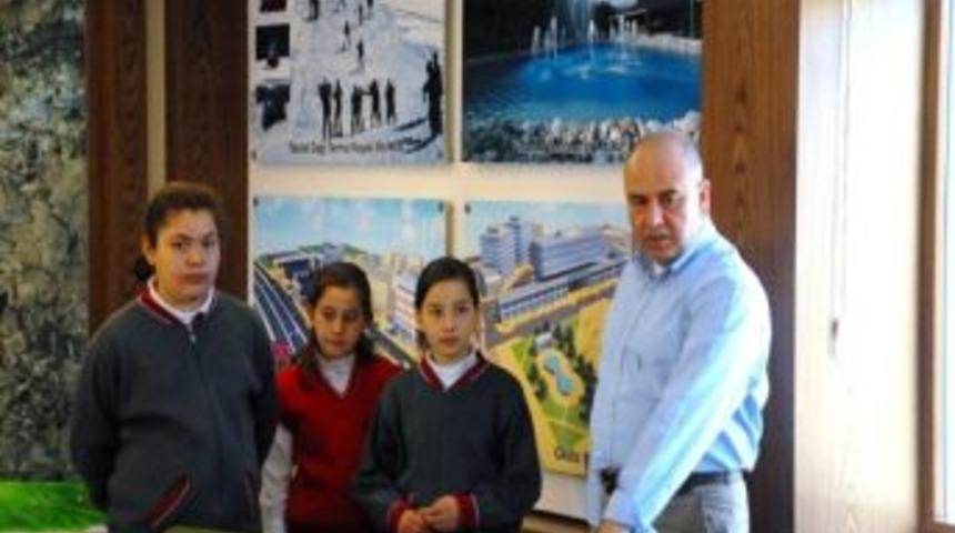 Gediz'de Emine Beyza Tok Belediye Başkanı Oldu