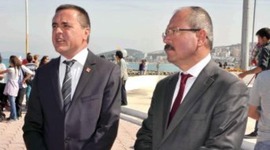 CHP'li Başkan Halkı Meydanlara Davet Etti