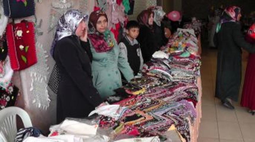 Elmadağlı Kadınlar Kermes D&uuml;zenledi
