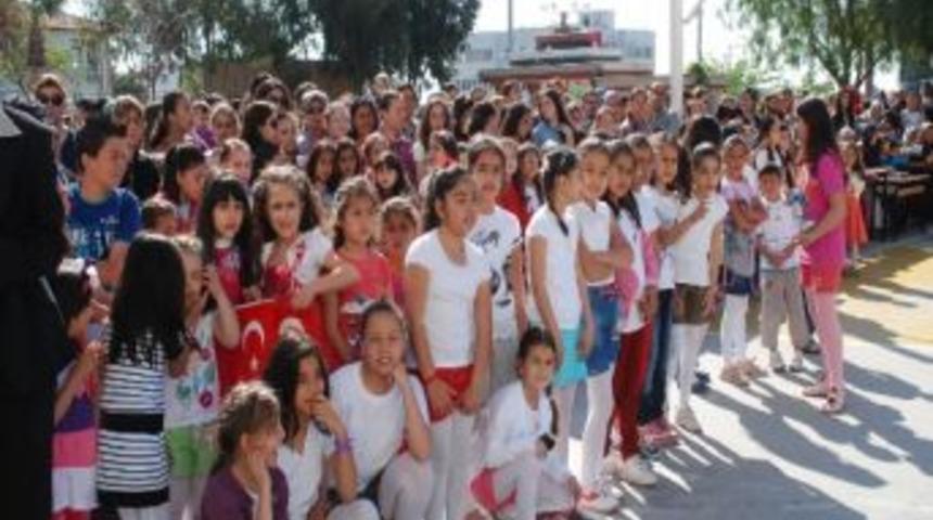Didim&rsquo;de 23 Nisan Coşkusu Renkli G&ouml;r&uuml;nt&uuml;lere Sahne Oldu