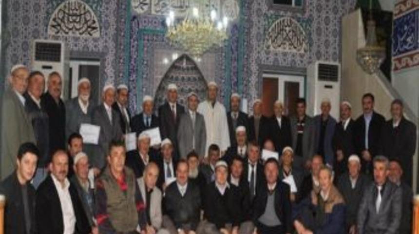 Cami Cemaatinden Kur&rsquo;an Ziyafeti