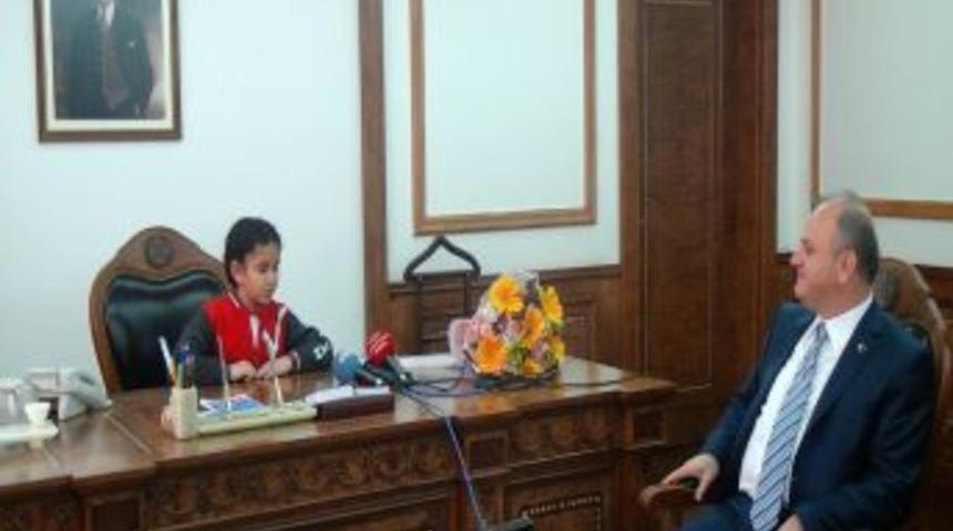 Kırşehir&rsquo;e Temsili Bayan Vali