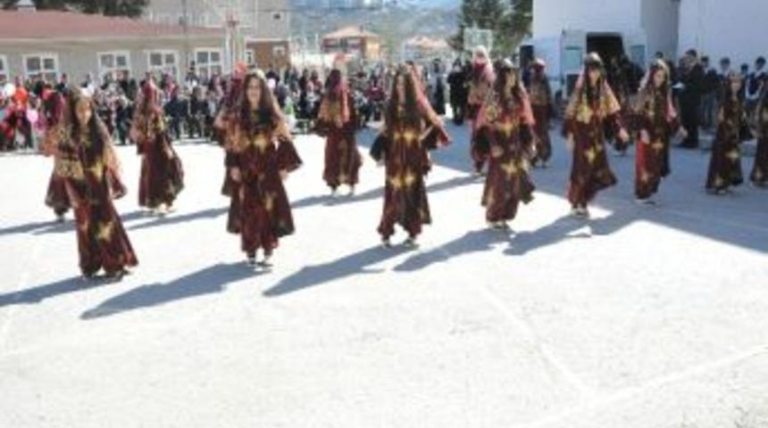 Kızılcahamam&rsquo;da 23 Nisan Coşkusu