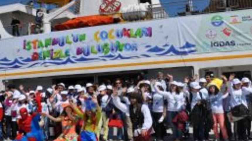 Denizi Ilk Kez G&ouml;ren Bin &Ccedil;ocuk Boğaz Turu Yaptı