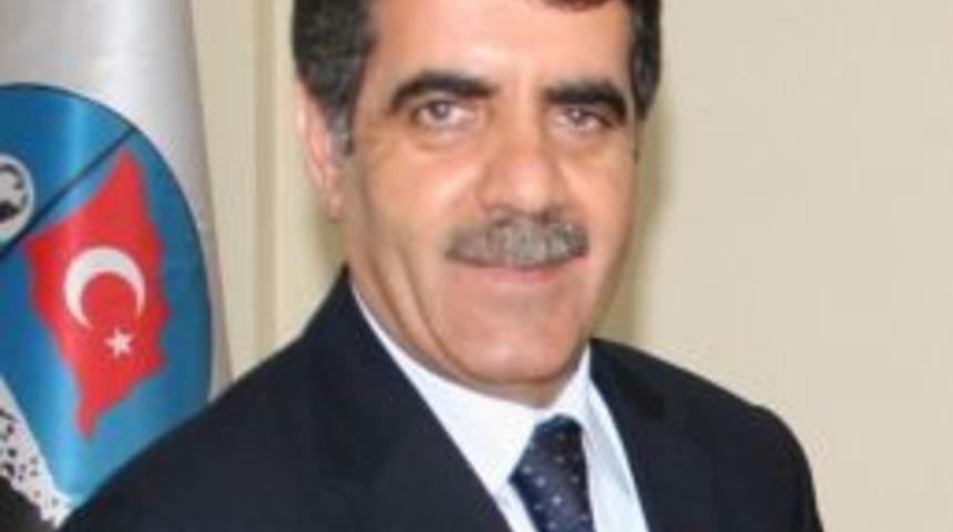 Kars Belediye Başkanı Nevzat Bozkuş’un Berat Kandili Mesajı