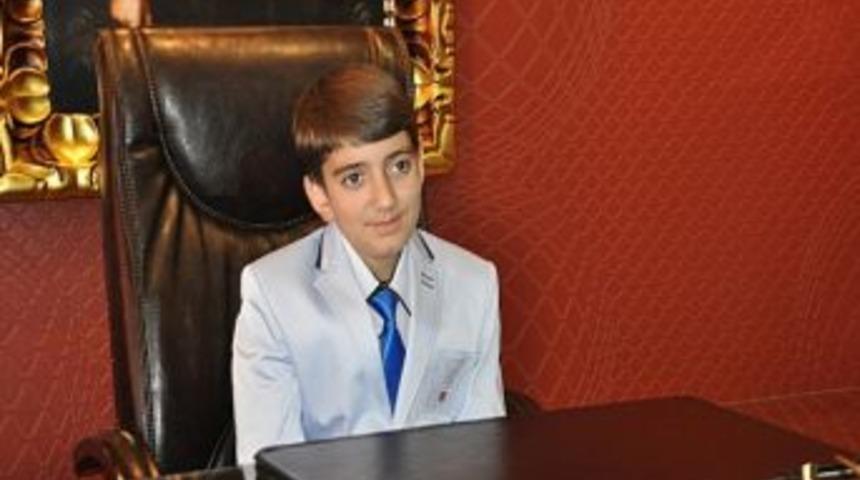 Minik Baro Başkanı, &ldquo;&ccedil;ocukları S&ouml;m&uuml;rmeyin&rdquo; Mesajını Verdi