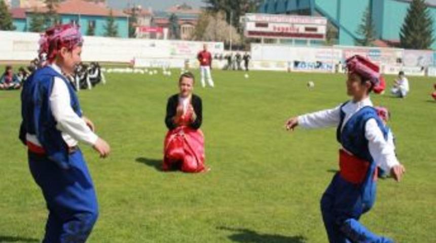 23 Nisan Ulusal Egemenlik Ve &Ccedil;ocuk Bayramı