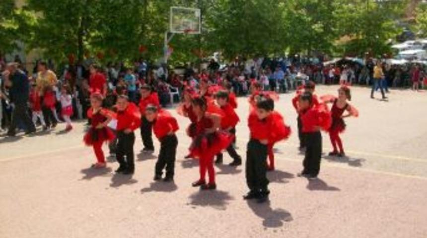 Anaokulu &Ouml;ğrencilerinin 23 Nisan Coşkusu