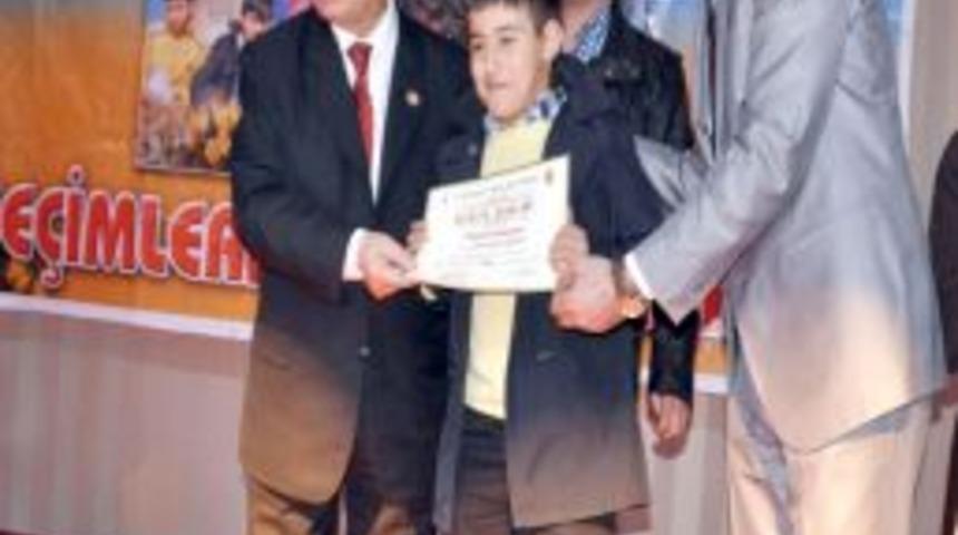 Yozgat Belediyesi &Ccedil;ocuk Meclisi &Uuml;yeleri Mazbatalarını Aldı