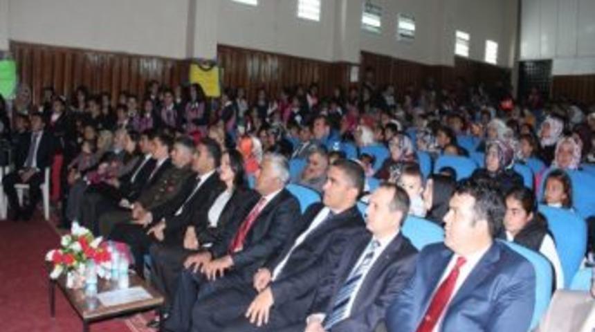 Gevaş&rsquo;ta 23 Nisan Coşkusu