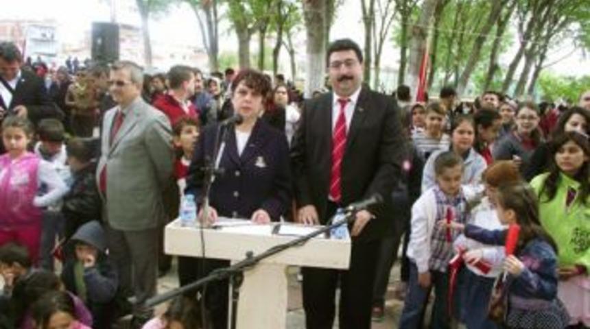 Havran'da 23 Nisan Parkta Kutlandı