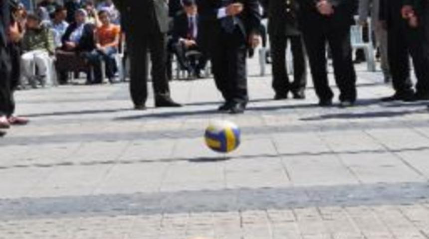 23 Nisan Ulusal Egemenlik Ve &Ccedil;ocuk Bayramı Kutlamaları