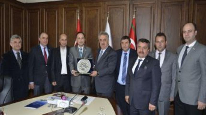 Bakan Yazıcı: T&uuml;rkiye'nin Politikasındaki En &Ouml;nemli Iki Unsur G&uuml;ven Ve Istikrar