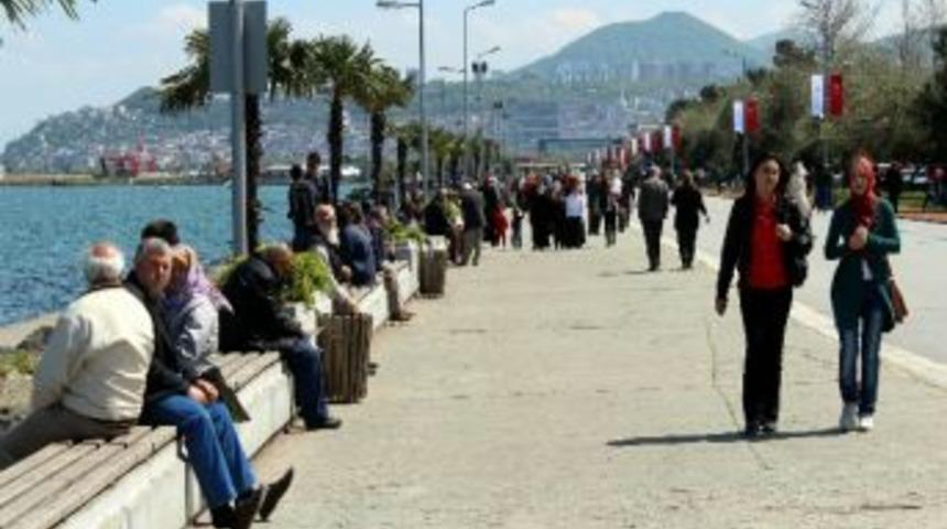 Vatandaşlar Tatili Değerlendirdi