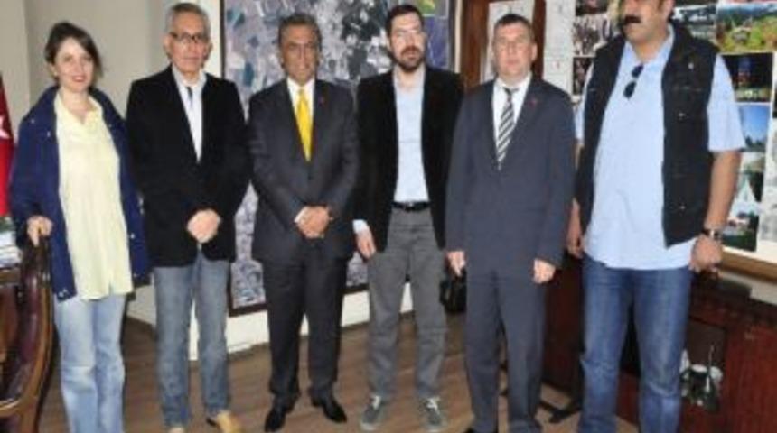 K&uuml;ba B&uuml;y&uuml;kel&ccedil;ısı Quesada, Başkan Uygur&rsquo;u Zıyaret Ettı