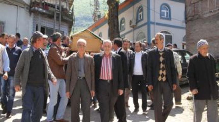 Loto Milyoneri Toprağa Verildi