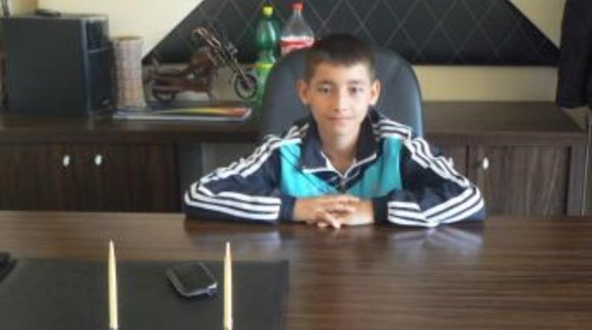 Boz&uuml;y&uuml;kspor &Ccedil;ocuklara Teslim