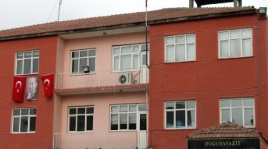 23 Nisan Ulusal Egemenlik Ve &Ccedil;ocuk Bayramı T&ouml;renlerle Kutlanıyor
