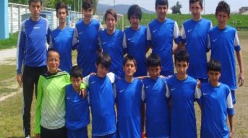 Soma Sotesspor U-14 Takımı Şampiyon Oldu