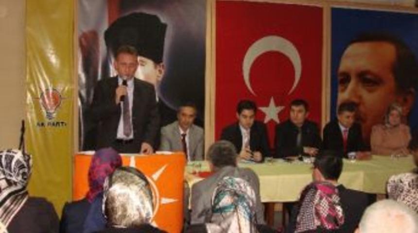 Ak Parti'li Mehmet Demir &ldquo;danışma&rdquo;da Konuştu
