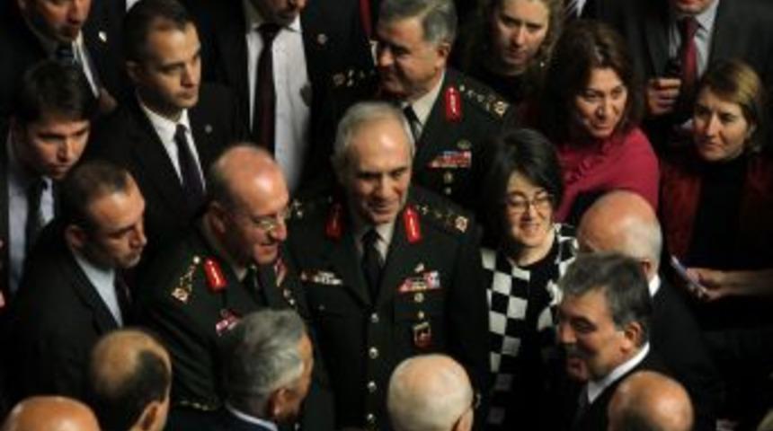 Cumhurbaşkanı G&uuml;l: S&uuml;recin Netice Vermsi Tamamen Silahlardan Vazge&ccedil;mekle Olur