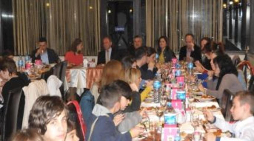 Yabancı &Ouml;ğrenciler Deniz Kafe&rsquo;de