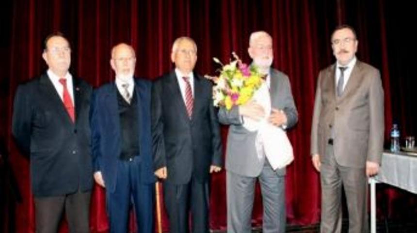 Necmettin Nursa&ccedil;an, Aydınlılarla Buluştu