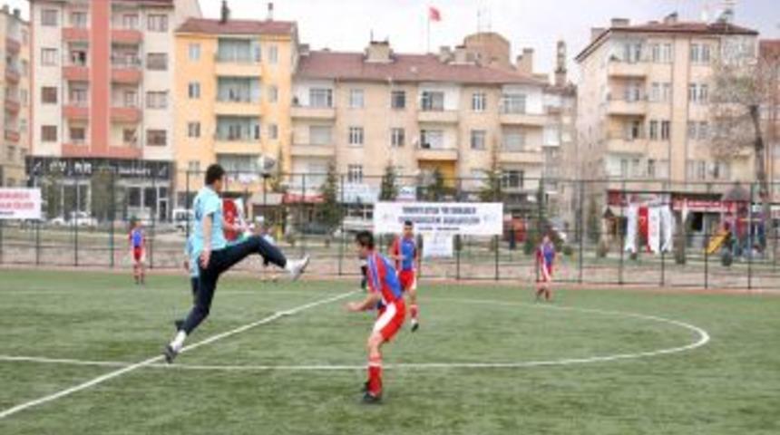 Niğde Belediyesi Futbol Turnuvası Başlıyor