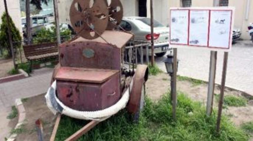 (&ouml;zel Haber) Yangınlara 83 Yıl &Ouml;nce Bu Ara&ccedil;la M&uuml;dahale Ediliyordu