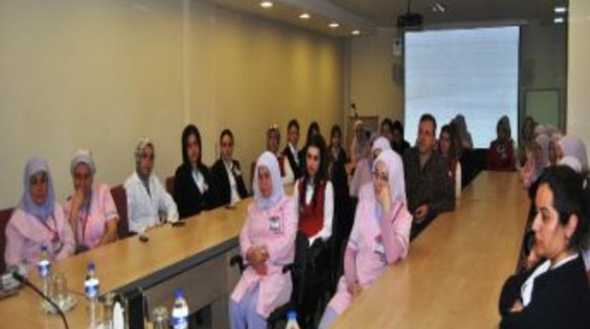 Sağlık&ccedil;ılara Kutlu Doğum Konferansı