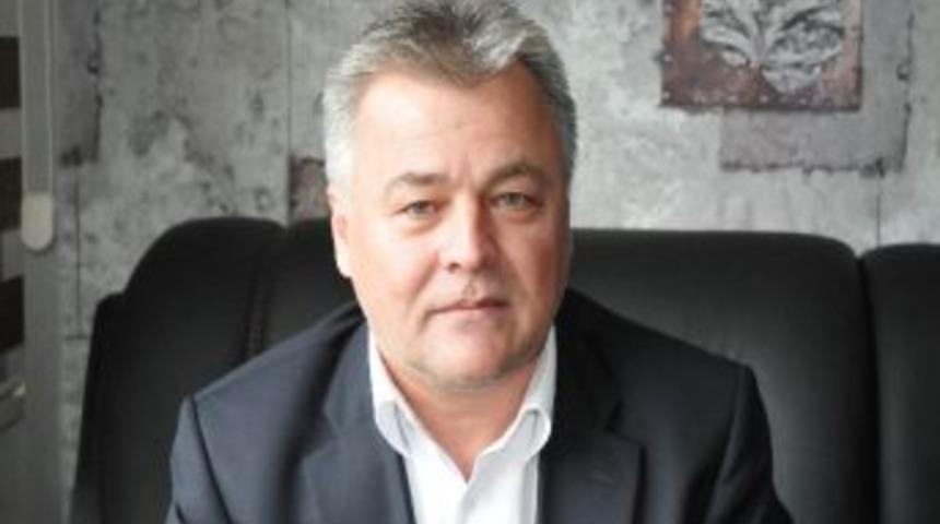 Akçakoca Mhp İlçe Başkanı Şeref Çolak Oldu