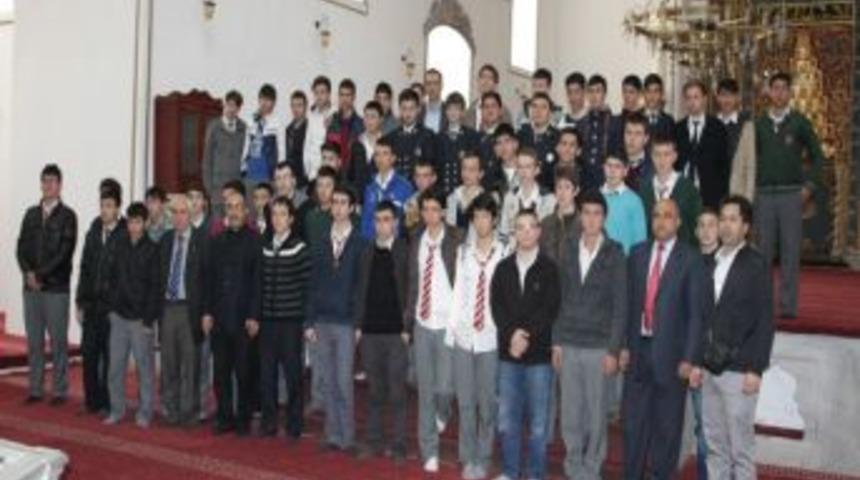 Gemlikli Öğrencilerden Bursa’ya Kültür Gezisi