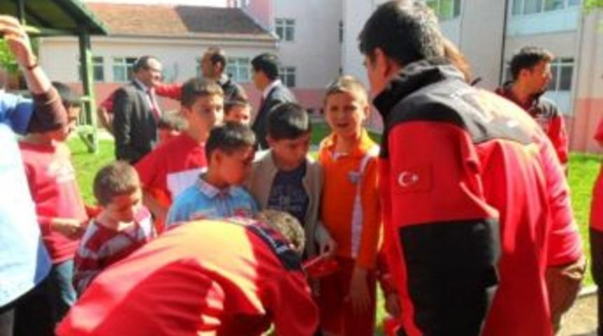 Akut &Ccedil;ocukları Sevindirdi