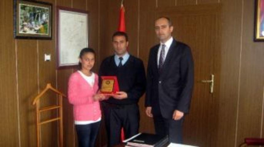 Gemerek&rsquo;te Yılın Polis Se&ccedil;ildi